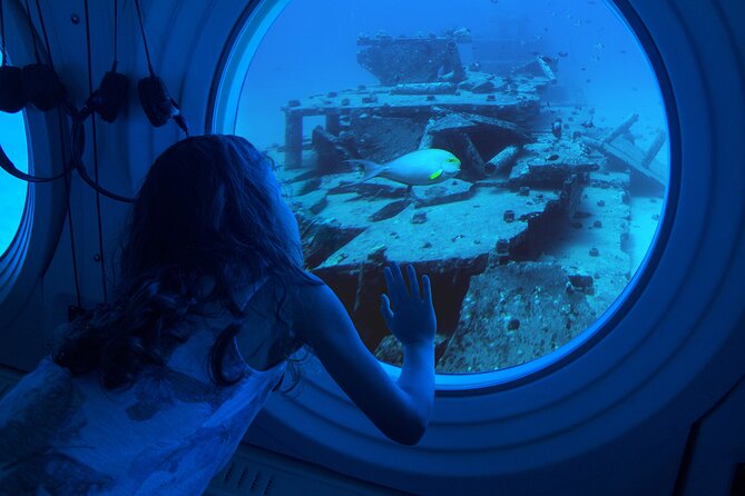 Waikiki: Atlantis Submarine Adventure - Inside the 64-passenger submarine: comfort, windows, and how space matters