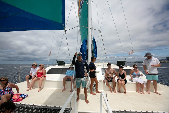 Waikiki Catamaran Snorkel Sail with Lunch: Turtles Guaranteed - What You Really Do at Turtle Canyon (and Why the Canyon Matters)