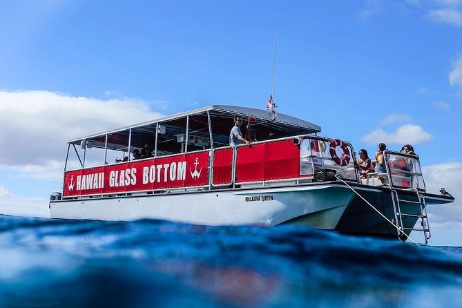 Waikiki Glass Bottom Boat Cruise - On Board the Haleiwa Queen: Comfort, Restroom, and Motion