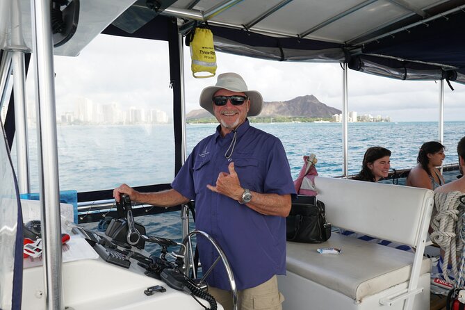 Waikiki Green Sea Turtle Snorkeling Tour - Boat Excursion - Comfort, bar access, and snacks, plus a simple reality check on alcohol