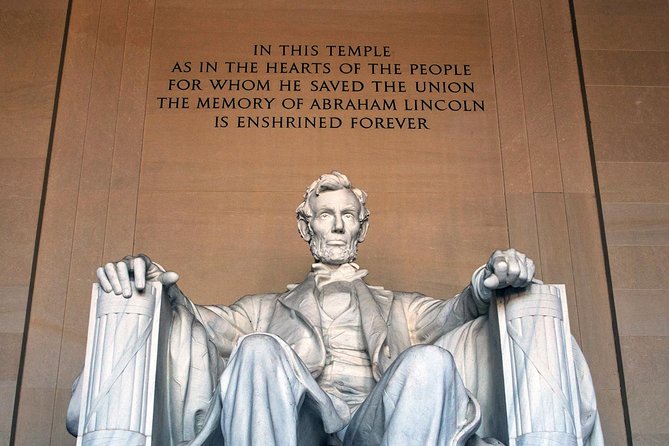 Washington DC Highlights Tour with Top Landmarks and Memorials - Pacing, group size, and family fit