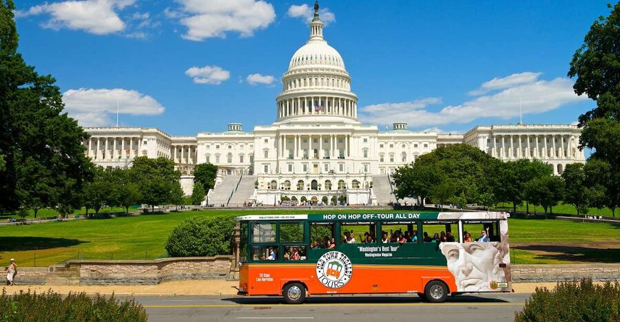 Washington, DC: Hop-On Hop-Off Old Town Trolley City Tour - Using the app and audio: make the narration work for you