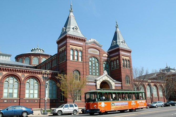 Washington DC Hop-On Hop-off Trolley Tour with 15 Stops - Stop 6 plus the memorial belt starts: Washington Monument, Holocaust Museum area, and the Smithsonian grounds