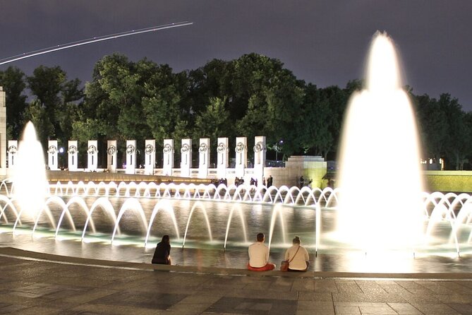 Washington DC Moonlight Tour by Electric Cart - Stop-by-stop: Law Enforcement Memorial, Capitol dome, and the Mall’s glow