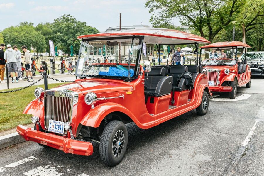 Washington DC: National Mall Tour by Electric Vehicle - Washington Monument and Lincoln Memorial, with clear guided pauses