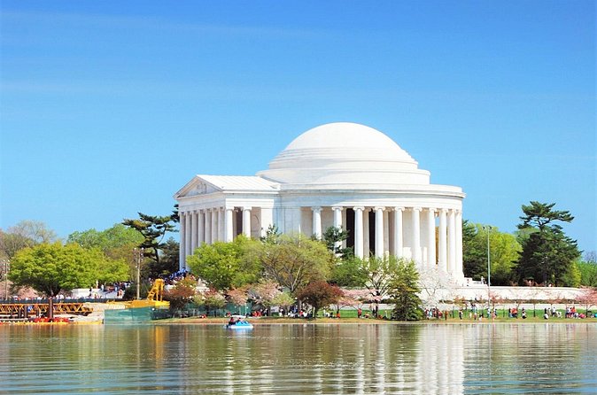 Washington DC "See the City" Guided Sightseeing Segway Tour - World War II and quick landmark photos