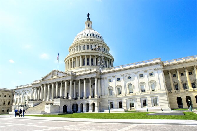 Washington DC "See the City" Guided Sightseeing Segway Tour - Headsets make the difference on a city route this busy