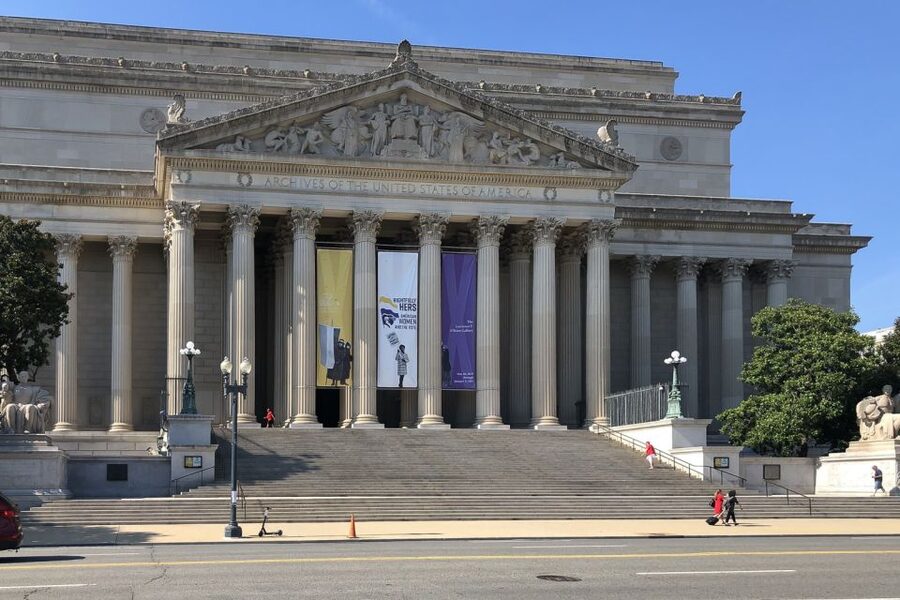 Washington DC: Sightseeing Tour with Potomac River Cruise - Entering DC the Right Way: Capitol First, Not Last