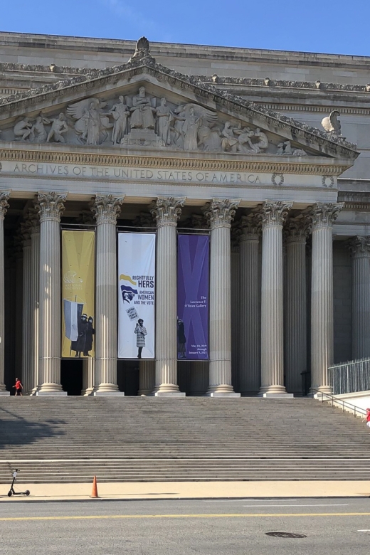 Washington DC: Sightseeing Tour with Potomac River Cruise - Wrapping Up at the National Archives, Plus One Smart Optional Ticket