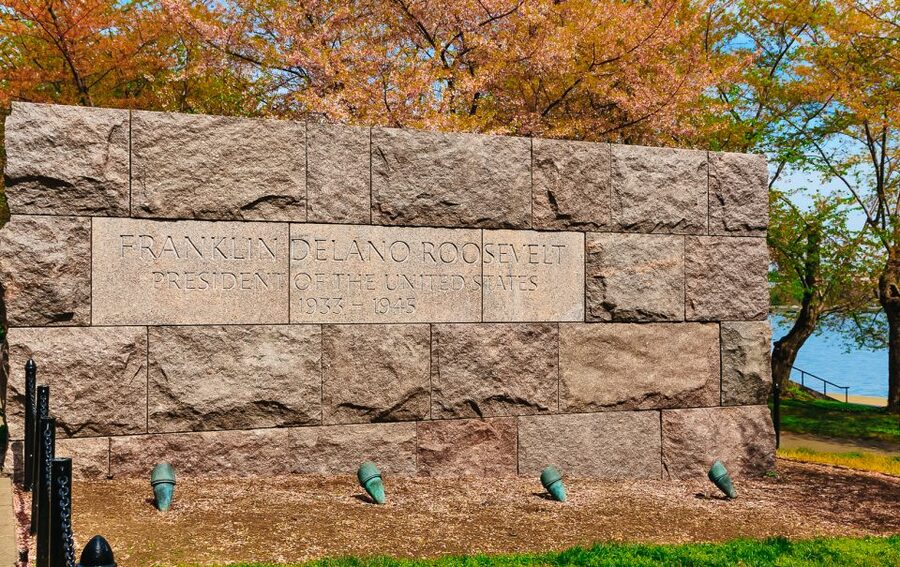 Washington DC: Sightseeing Tour with Potomac River Cruise - Should You Book This Washington DC Monuments and Potomac Tour?