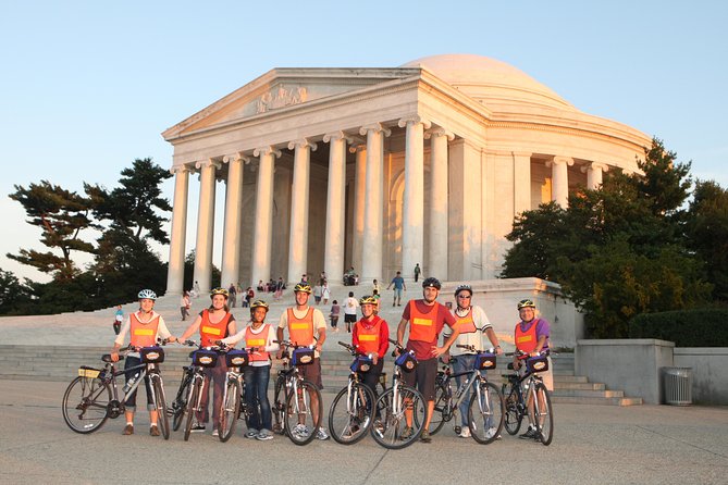 Washington DC Sites at Night Guided Bicycle Tour - Stop-by-Stop: From Washington Monument to the WWII Memorial