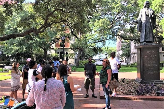 Welcome to Savannah Guided Walking Tour - Original Squares and the Georgia Story You Can Follow