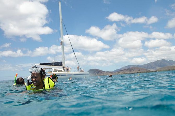 West Oahu Dolphin Watch and Snorkel Sail with Lunch - Getting There: Pickup Timing, Meeting Point, and On-Board Comfort