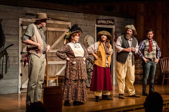 WhoDunnit Hoedown - Branson’s Best Murder Mystery Dinner Show - What You Actually Get to Eat and Why It Changes the Mood