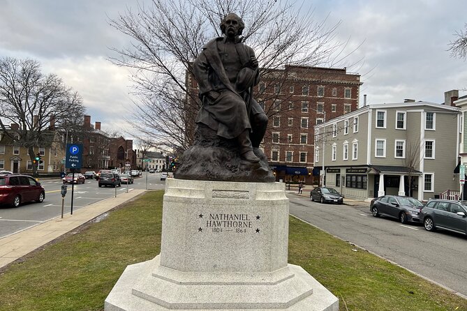 Wicked Awesome Tours: Witch Trial History and Salem Haunts! - Stop 3: Elizabeth Montgomery’s Bewitched Statue, plus a quick pop culture photo